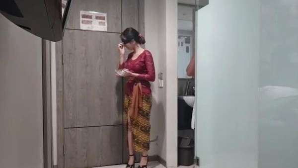 Dìtangkap Di Kos-Kosan, Ini Identitas Dua Aktor Video Mèsùm Kebaya ...