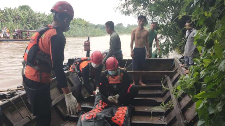 Tenggelam Terbawa Arus Sungai Komering, Tim SAR Temukan Jasad Rusdi Sudah Tak Bernyawa