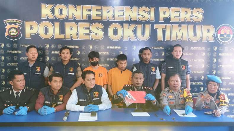 Dua Pelaku Curas Lintas Kabupaten Ditangkap, Polres OKU Timur Sita 8 Motor dan 1 Senpi Revolver