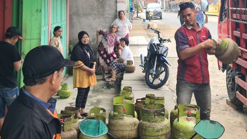 Pengecer dan Warung Kembali Dibolehkan Jual Gas 3 LPG Kilogram