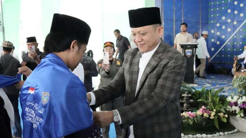 M Fathul Bari Gustoni Jamaah Calon Haji Termuda Asal OKU Timur