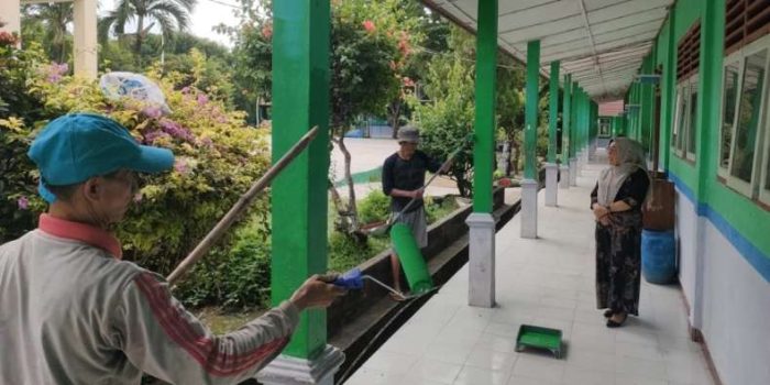 Libur Sekolah, SMPN 1 Martapura Tampil Lebih Cantik dan Asri