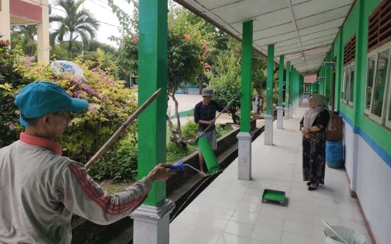 Libur Sekolah, SMPN 1 Martapura Tampil Lebih Cantik dan Asri
