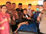 Kapolres OKU Timur Hadiri Khitanan Massal di Polsek Cempaka