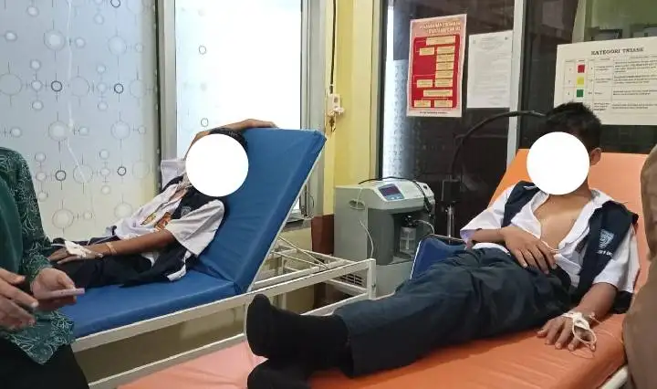 Belasan Pelajar SMP di OKU Diduga Keracunan Program MBG