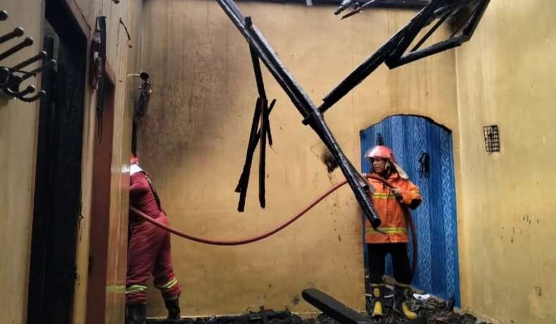 Kebakaran, Dua Rumah di Way Betung Ludes Dilahap Sijago Merah