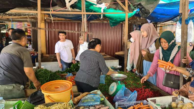 Jelang Nataru, Harga Cabai Makin Pedas, Ayam Ras Ikut Melonjak