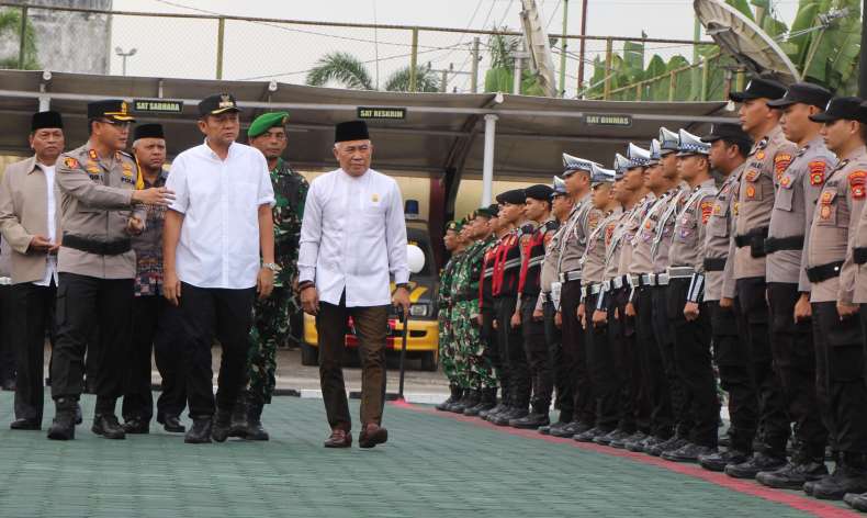 Apel Siaga Kamtibmas, Kapolres Ajak Semua Elemen Jaga Kondusivitas OKU Timur
