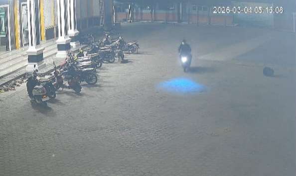 Aksi Maling Motor Saat Salat Subuh Resahkan Warga OKU Timur