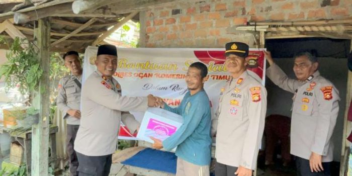 Polres OKU Timur Salurkan 989 Paket Bansos Jelang HUT Bhayangkara ke-80